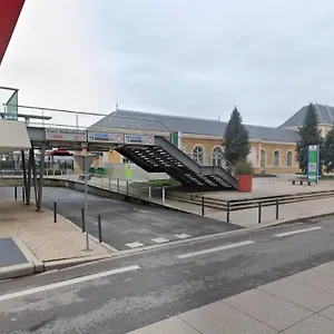 Appartement Micro-salle En Face De La Gare, Roanne